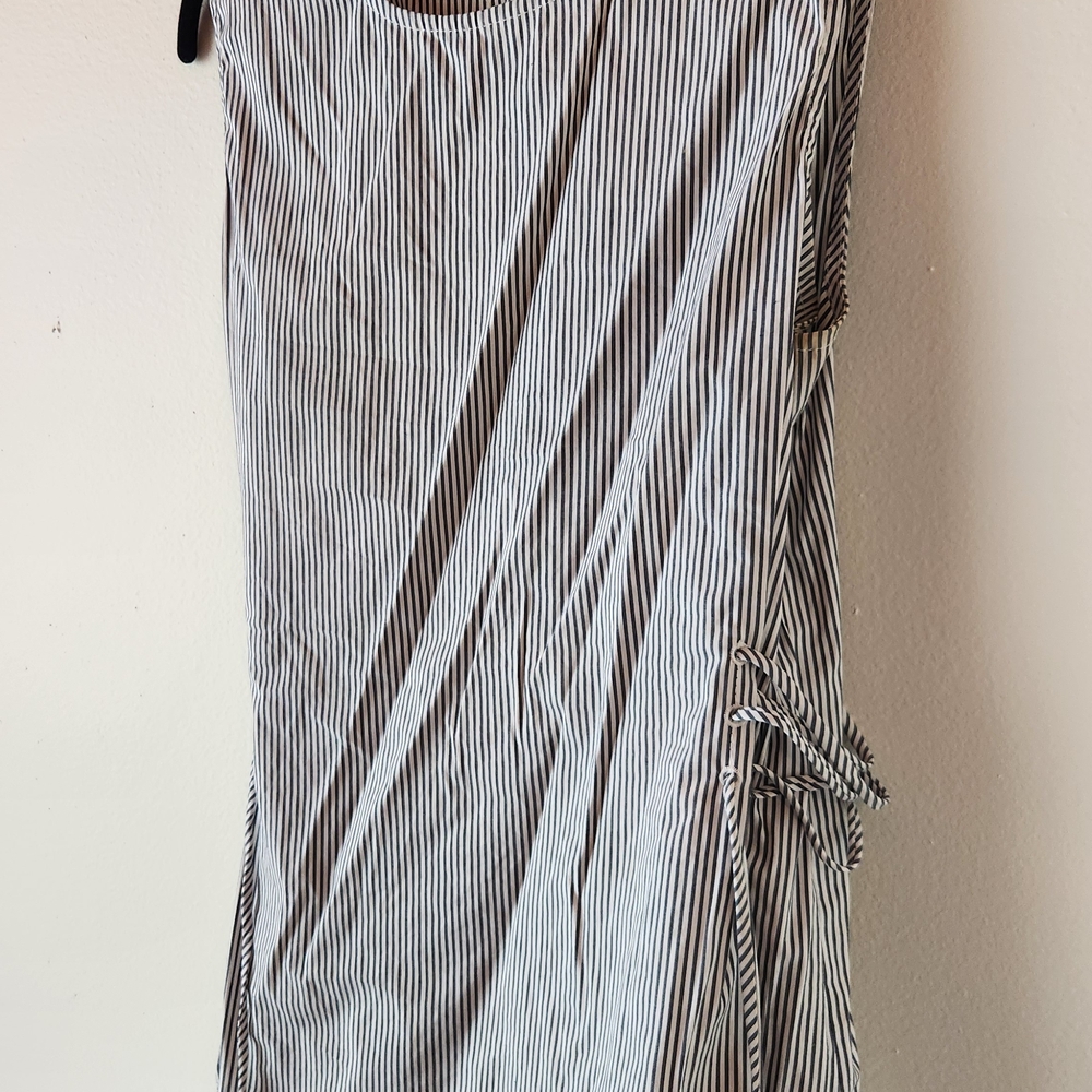 Striped Sleeveless Shirt